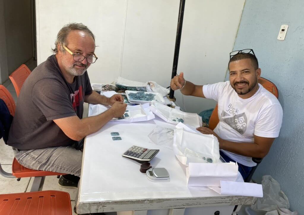 Achat de pierres précieuses