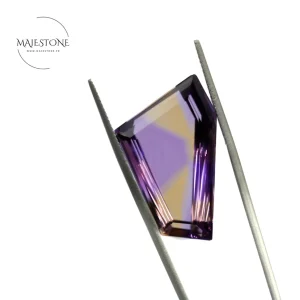 ametrine-forme-libre-naturelle-bolivie-majestone-ref-ametrinelib1