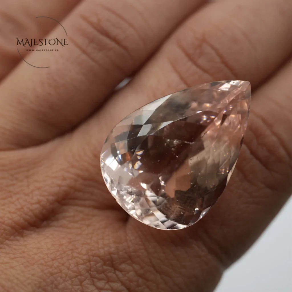 morganite-poire-bresil-majestone-certificat-ref-morganitepo2